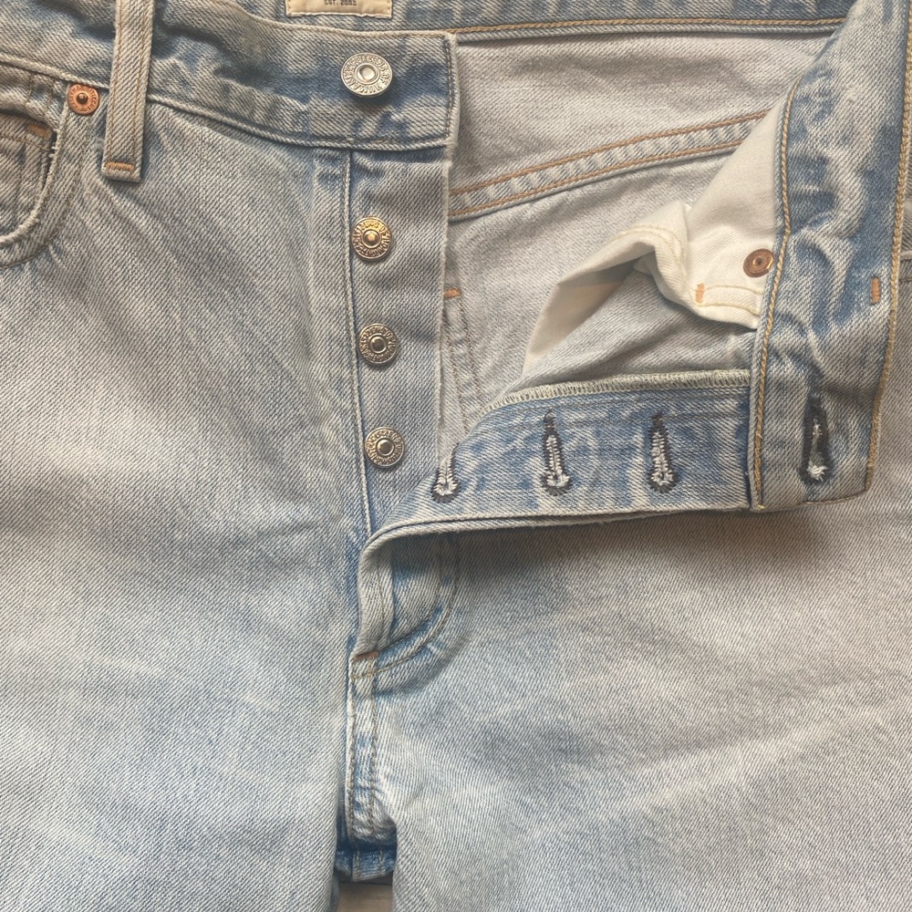 Citizens Of Humanity Faded Blue Denim Jeans